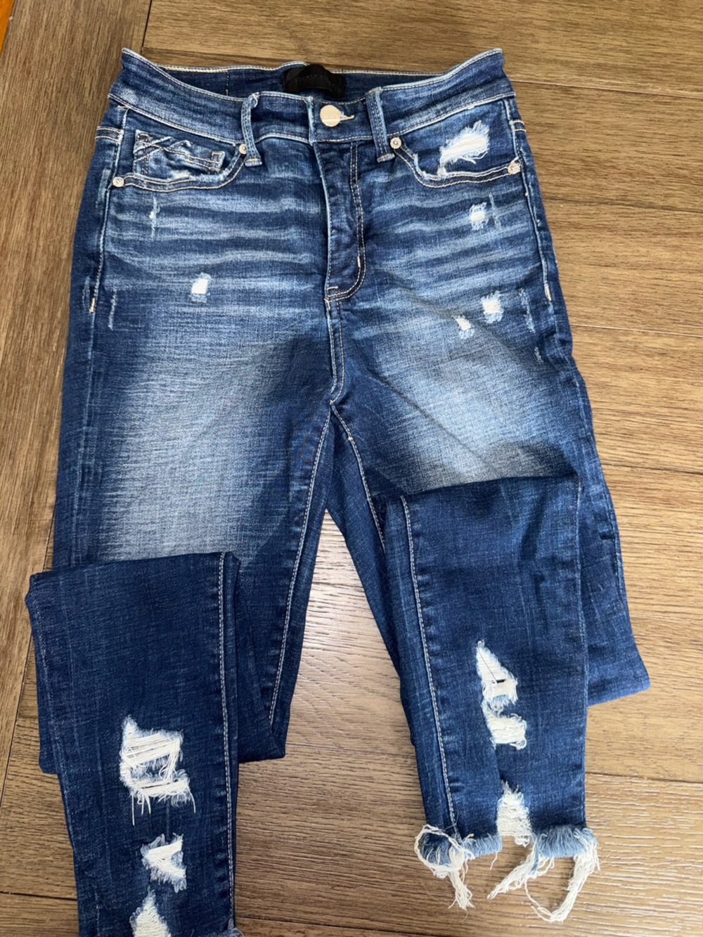 Buckle Distressed Dark Blue Skinny Jeans